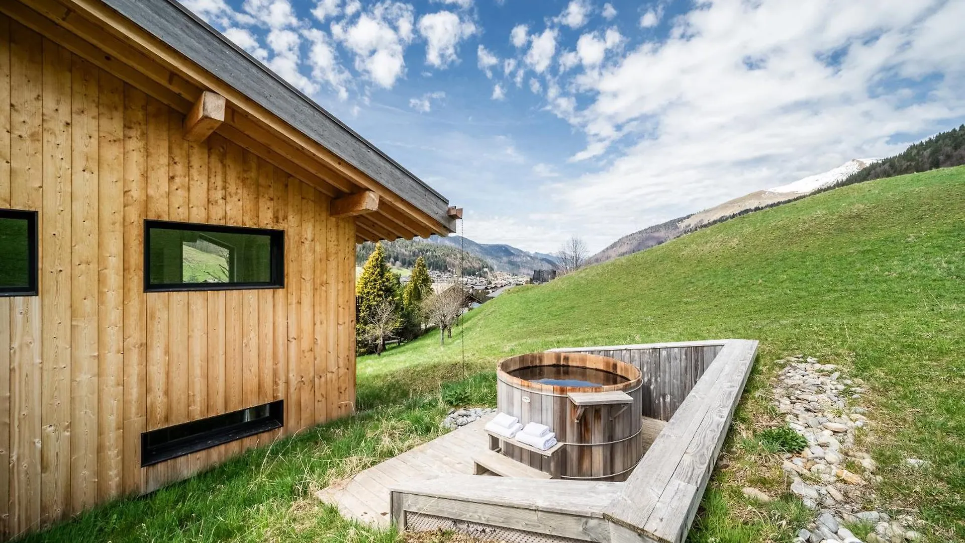 Chalet Nelcote Morzine - By Emerald Stay