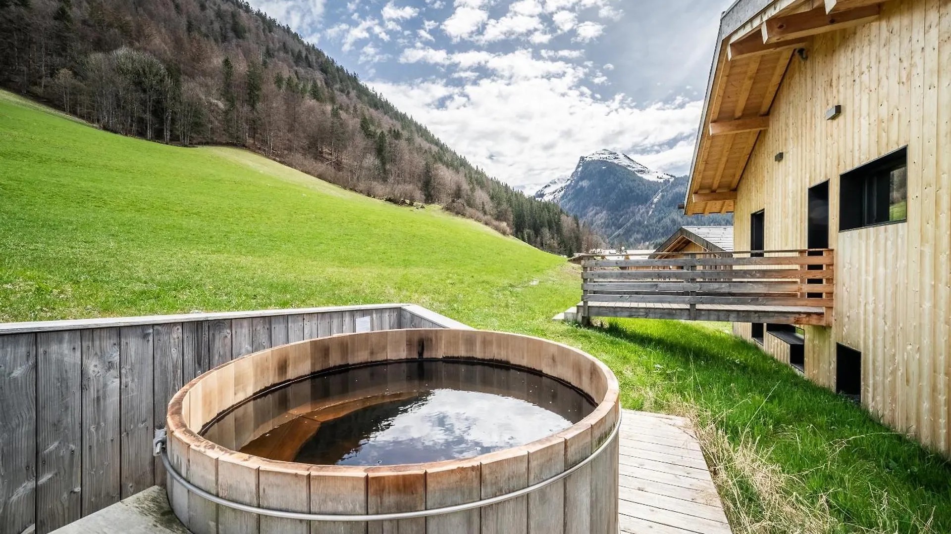 Chalet Nelcote Morzine - By Emerald Stay