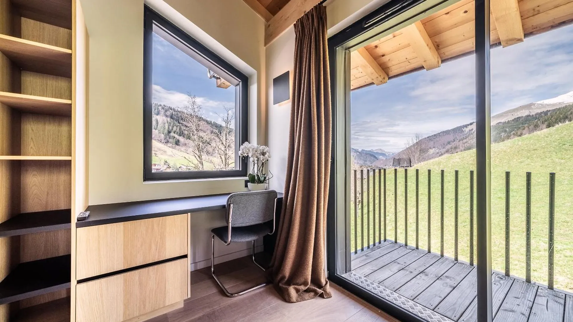 Chalet Nelcote Morzine - By Emerald Stay