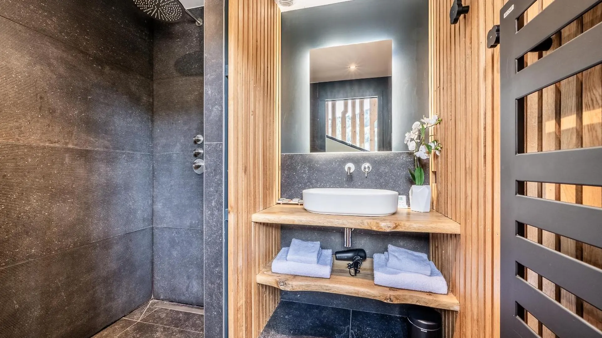 Chalet Nelcote Morzine - By Emerald Stay